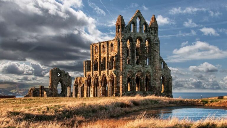 Whitby-Abbey haunted